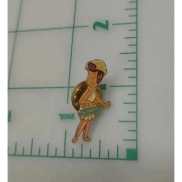 Vintage Wilma Flintstone Collectors Pin - Picture 1 of 2
